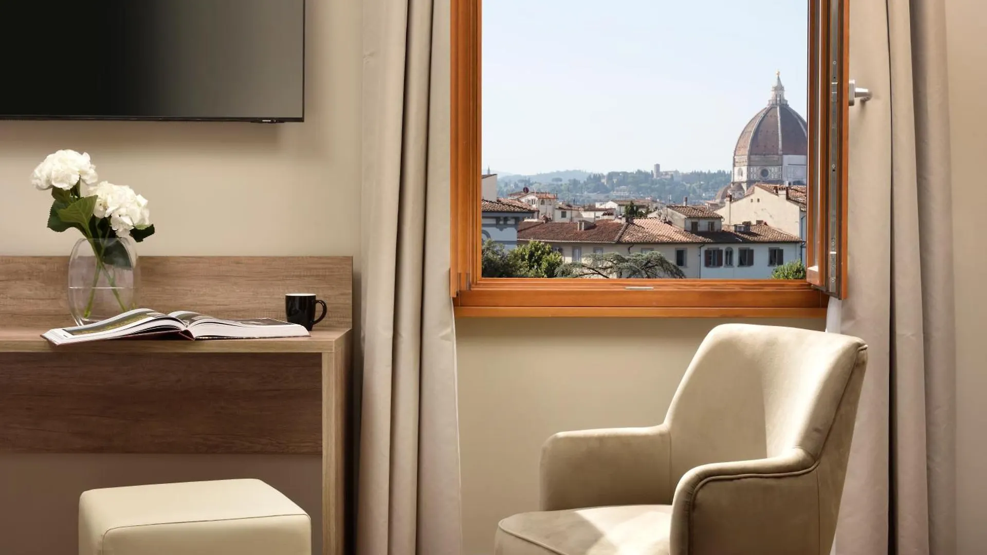 Essence Hotel Firenze