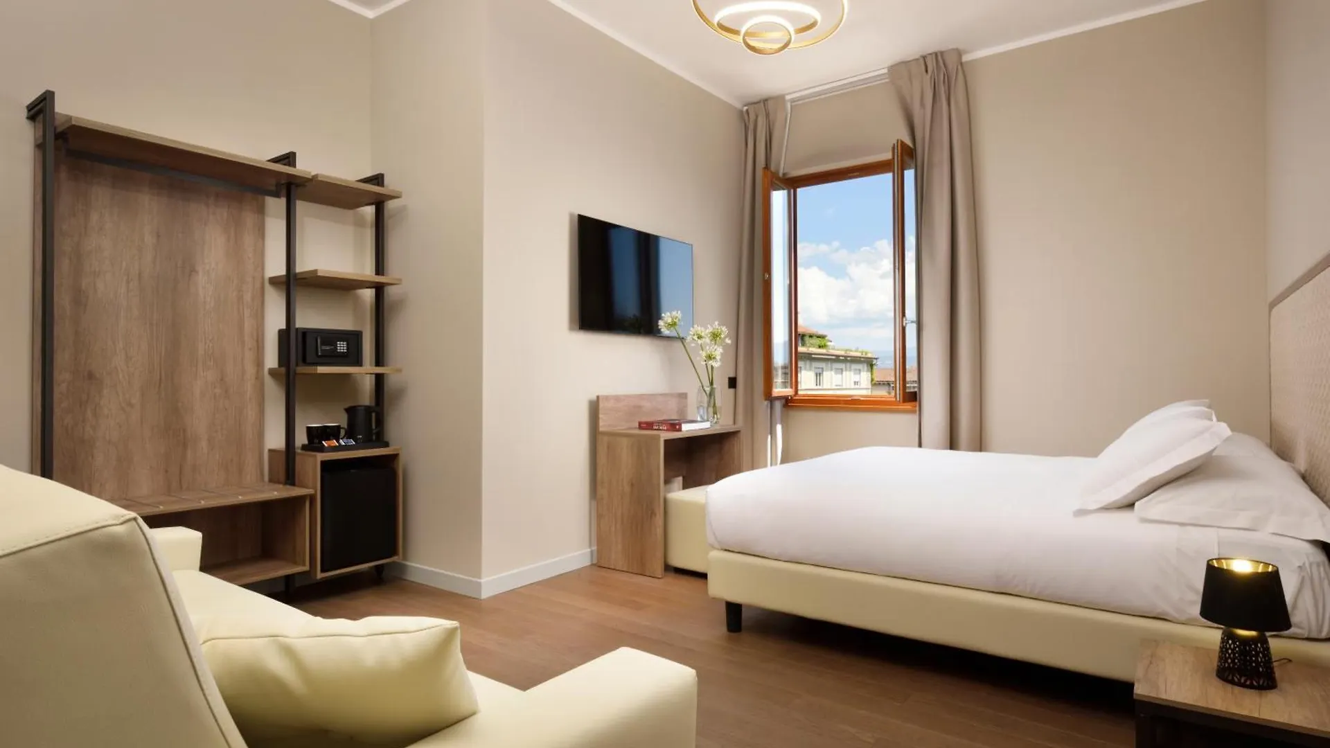 Essence Hotel Firenze